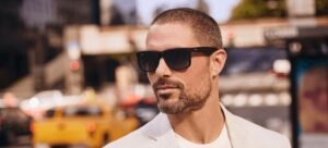 Ray-Ban Justin RB4165 - משקפי שמש בצבע חום עם עדשות אפורות
